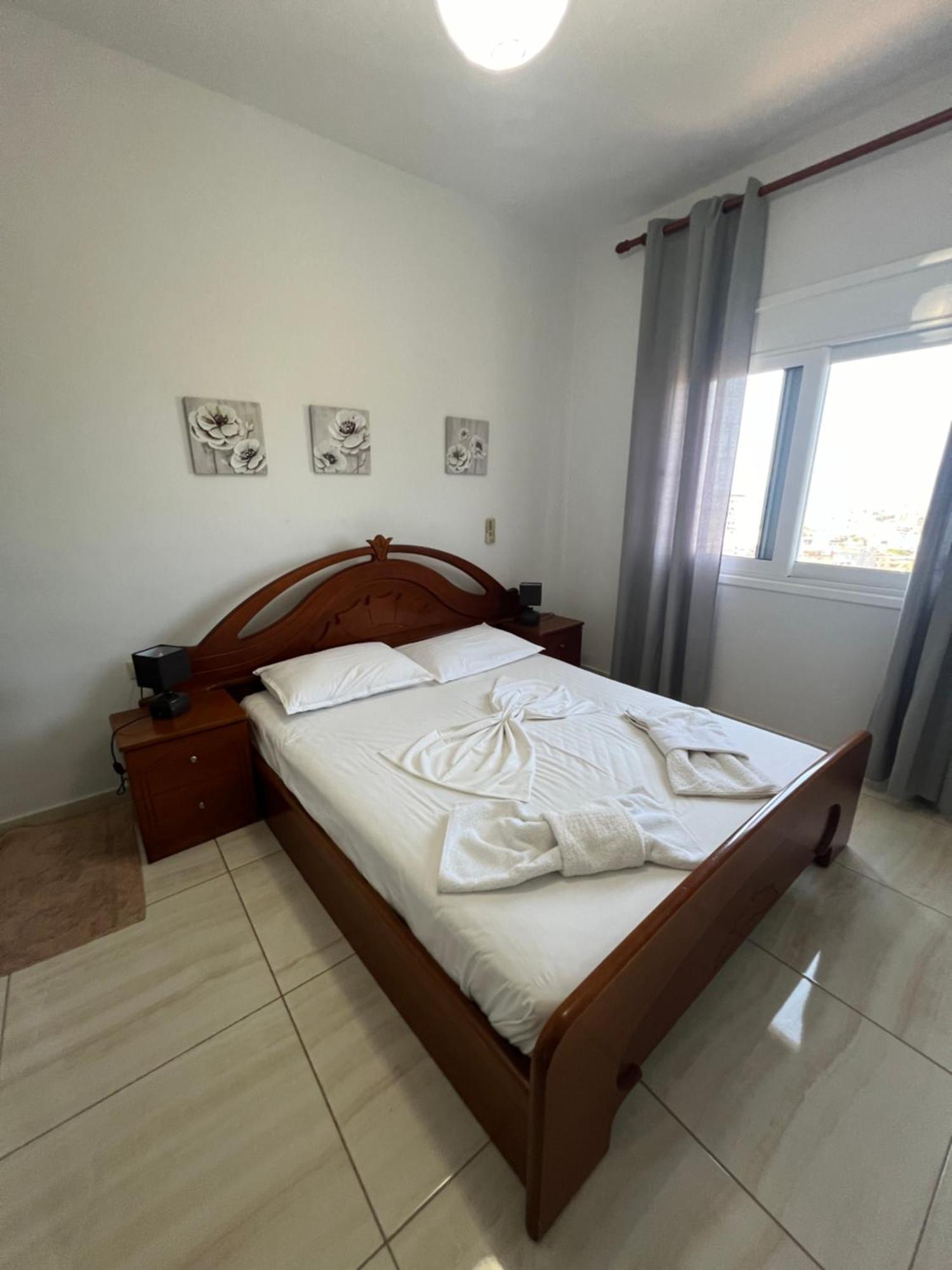 Apartments Eri Sarandë Exteriör bild